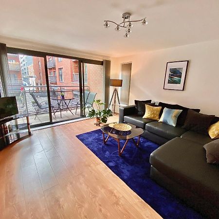 Liverpool City Centre Apartment On Duke Street Екстериор снимка
