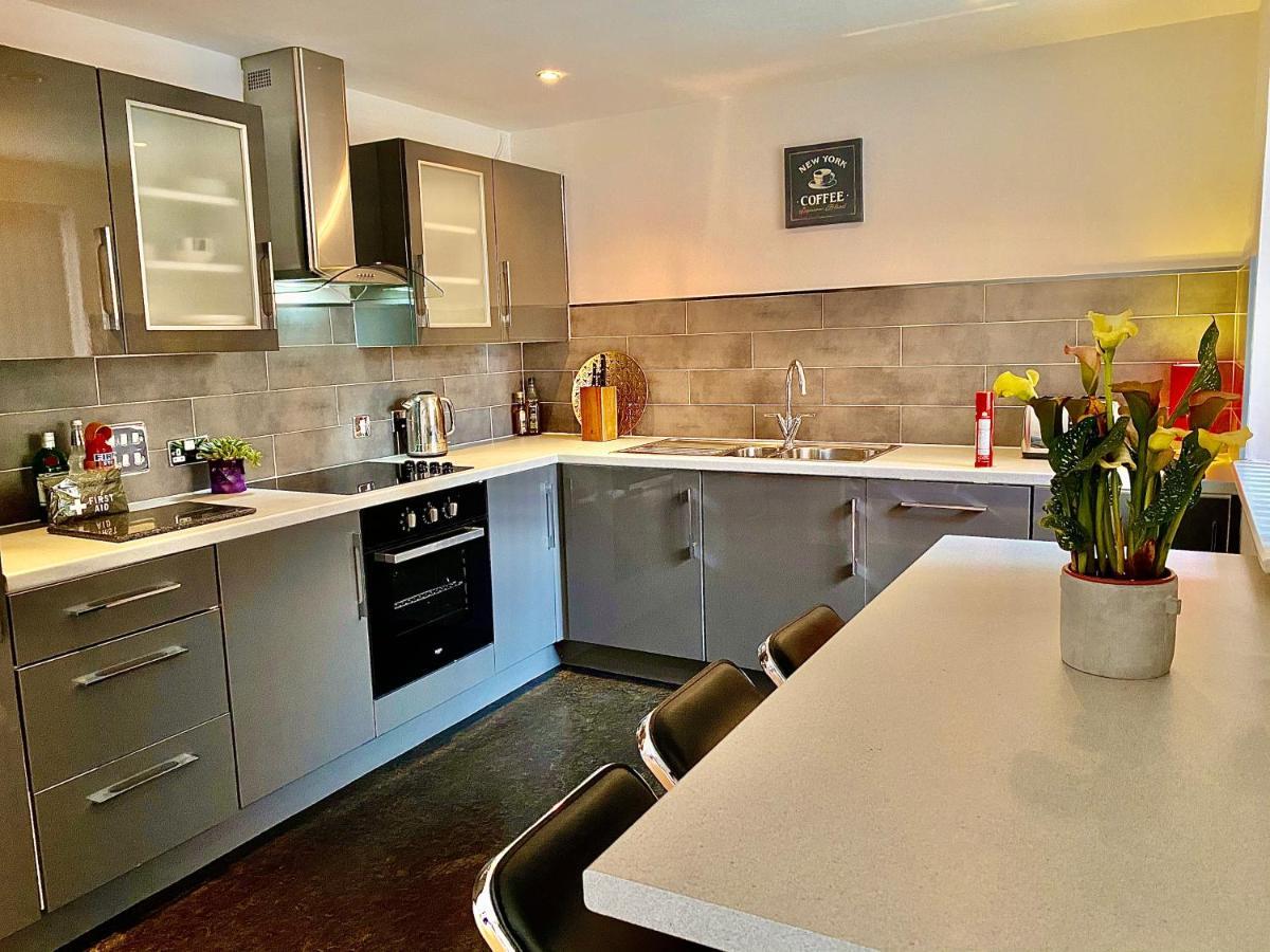 Liverpool City Centre Apartment On Duke Street Екстериор снимка