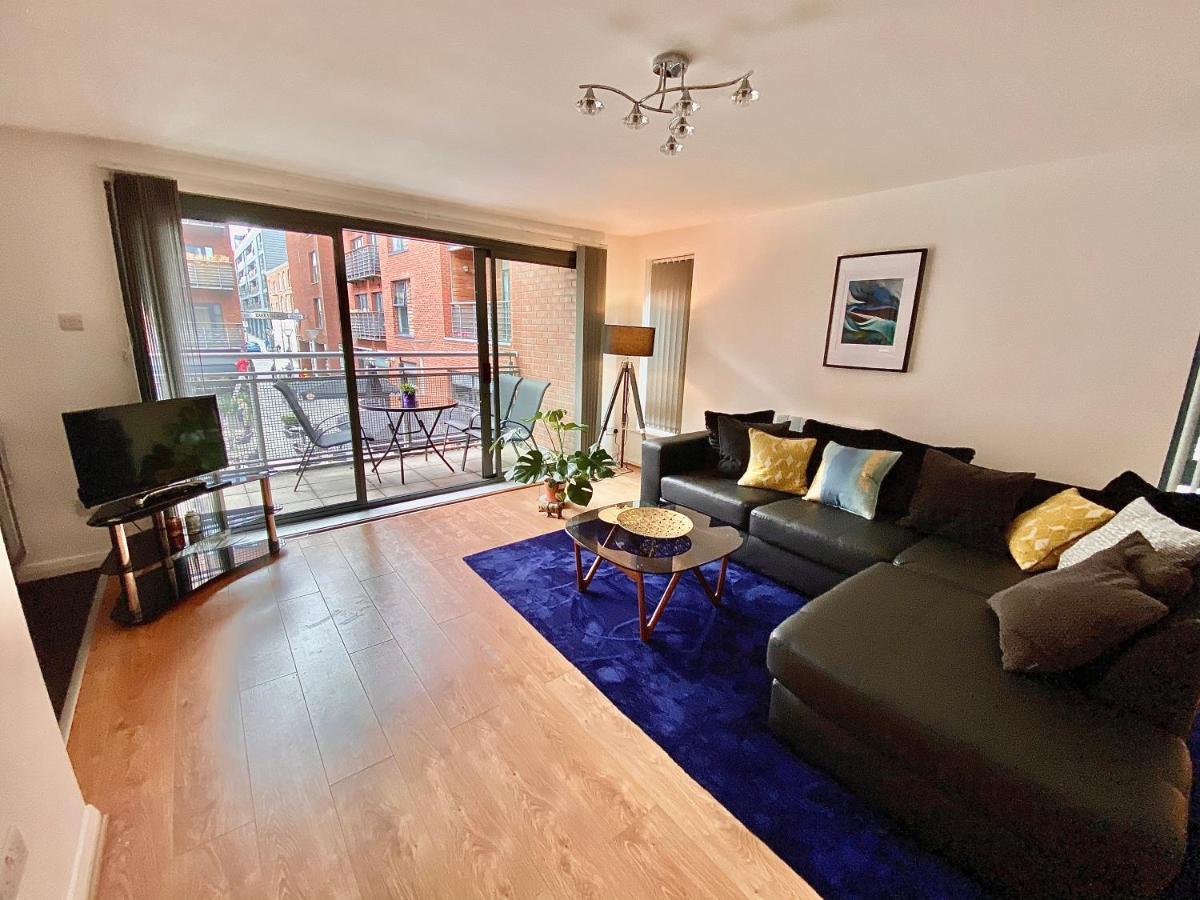 Liverpool City Centre Apartment On Duke Street Екстериор снимка