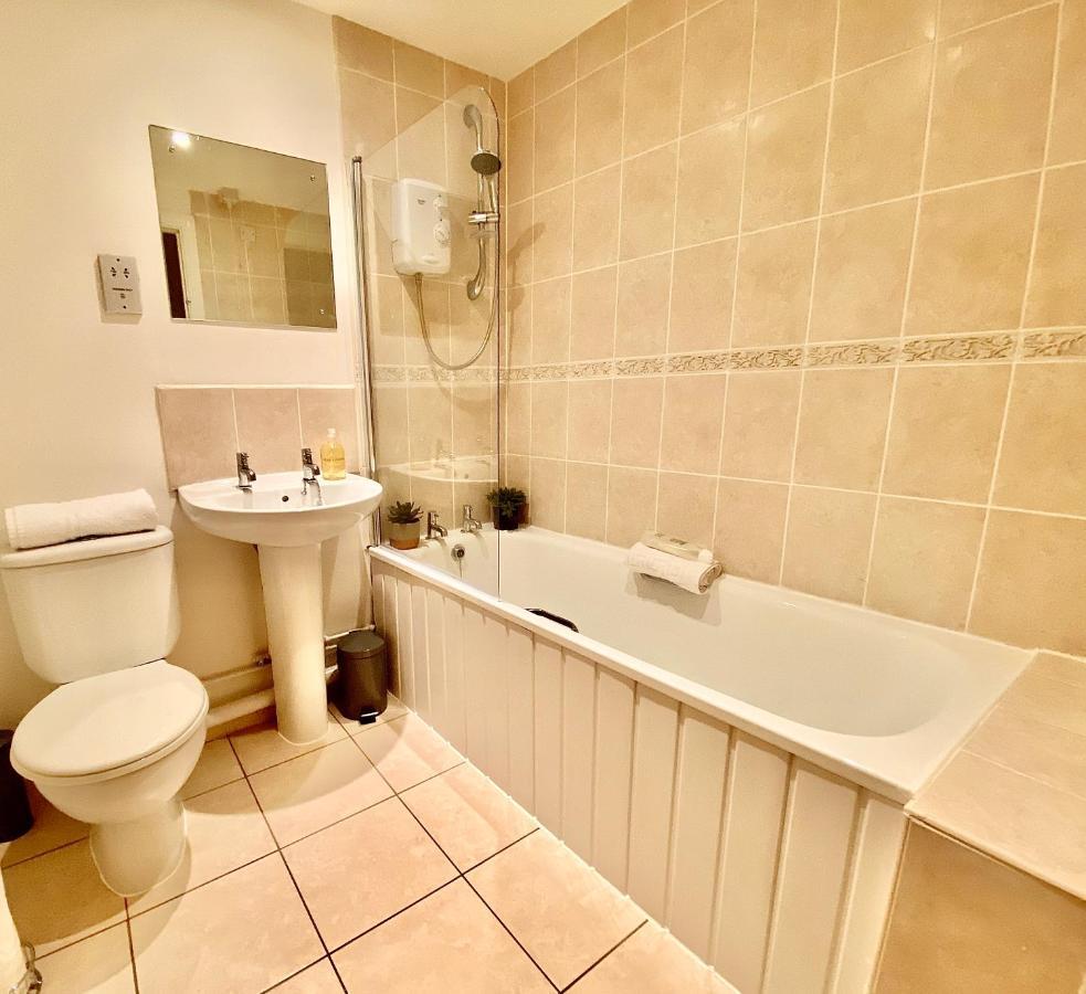Liverpool City Centre Apartment On Duke Street Екстериор снимка