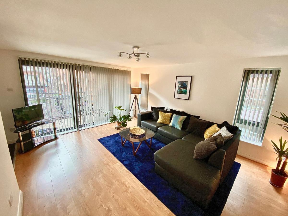 Liverpool City Centre Apartment On Duke Street Екстериор снимка